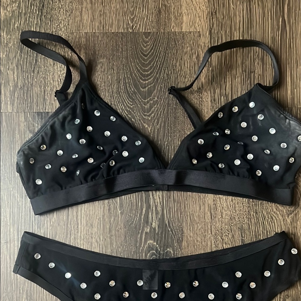 Parade Black Sheer Bralette and Panty Set with Silver Accents size medium - Picture 3 of 8